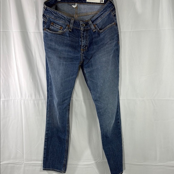 Rag and Bone DRE Low-Rise Slim Boyfriend Jeans Size 24 - Picture 1 of 12